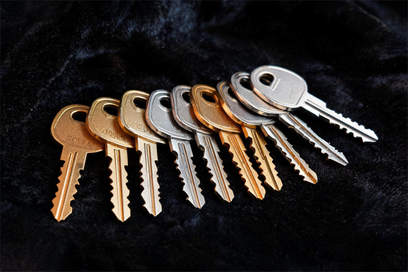兰州 钥匙断在锁孔里怎么办?老 locksmith 教你3招自救不求人